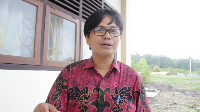 Program manager Community Emprowering on Natural Resources management Econusa, Natalie Jaya Tangkepayung